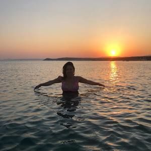 Meet your Posher, Ulku